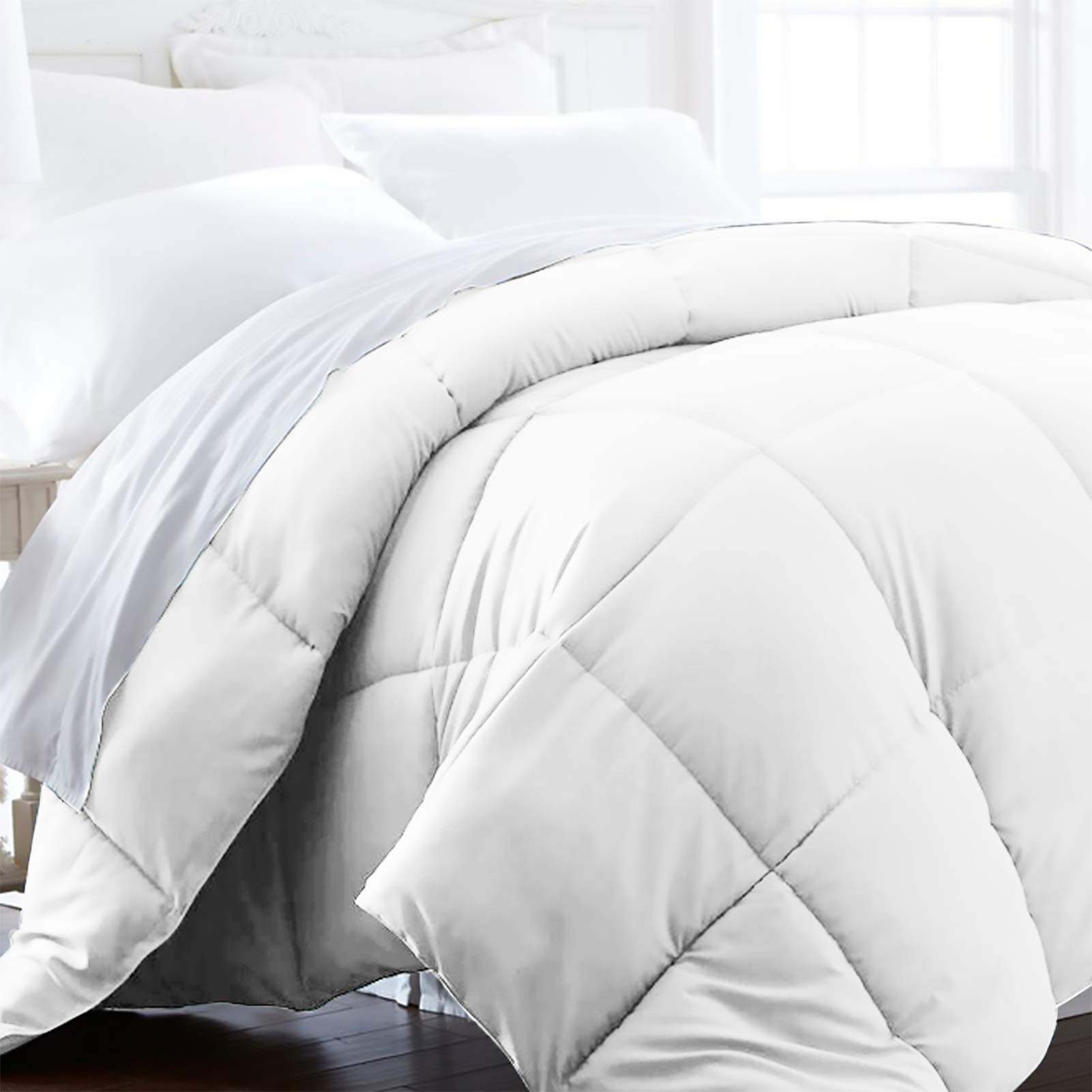 Beckham Hotel Collection Comforter (Full/Queen)