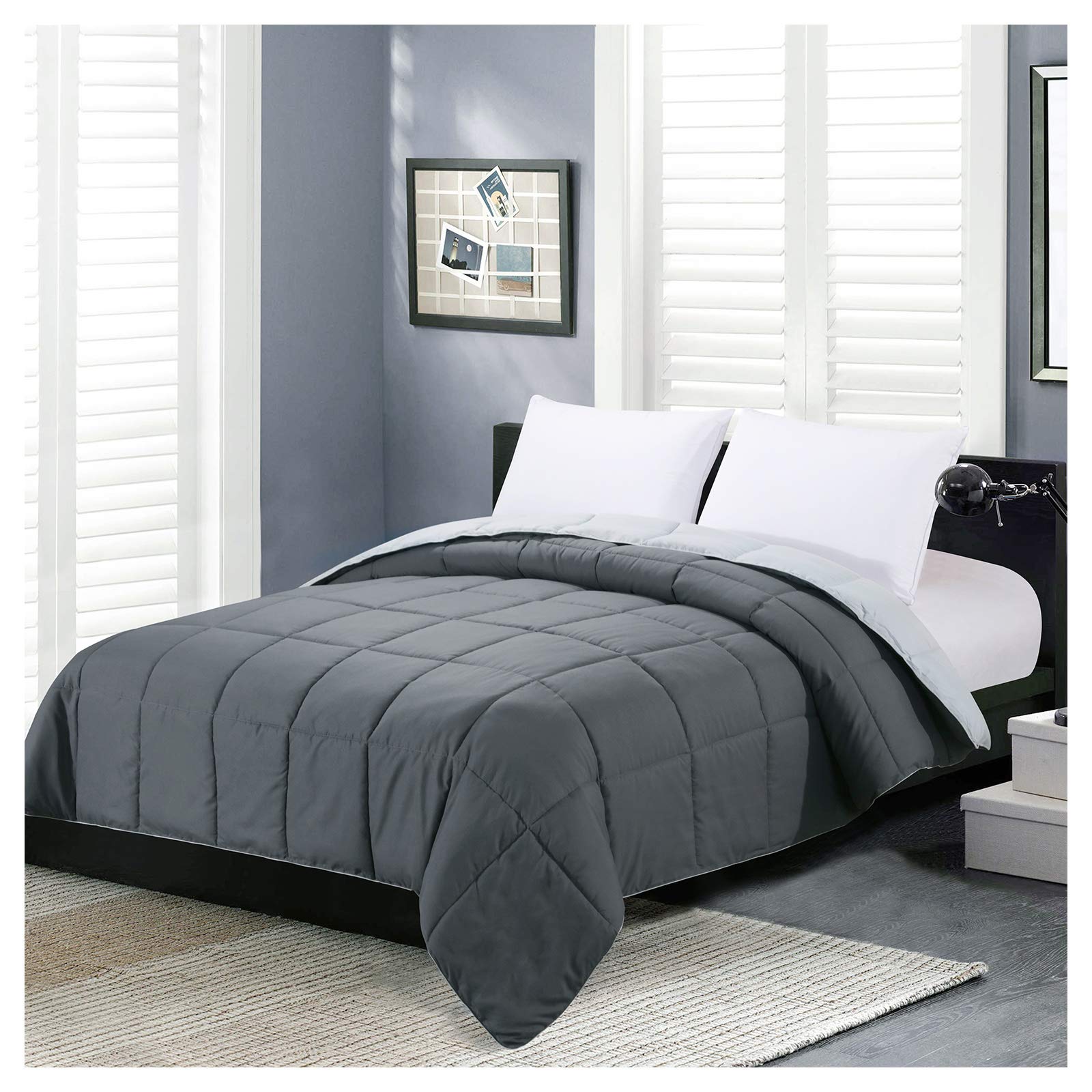 Homelike Moment Reversible Comforter (Full/Queen)