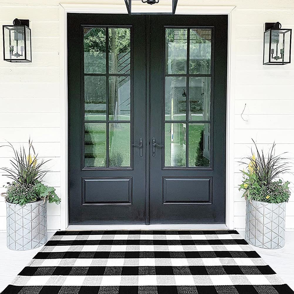 Buffalo Plaid Outdoor Rug 35.4 x 59 Inches — Black & White Plaid