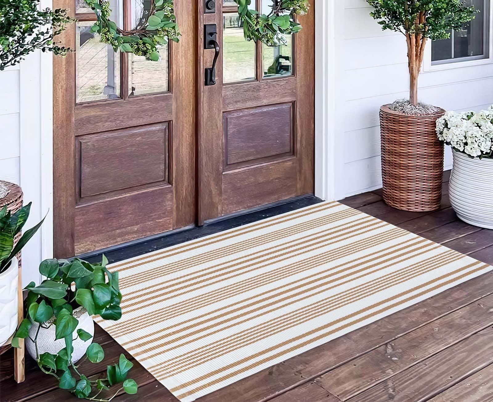 BUAGETUP Khaki and White Striped Rug