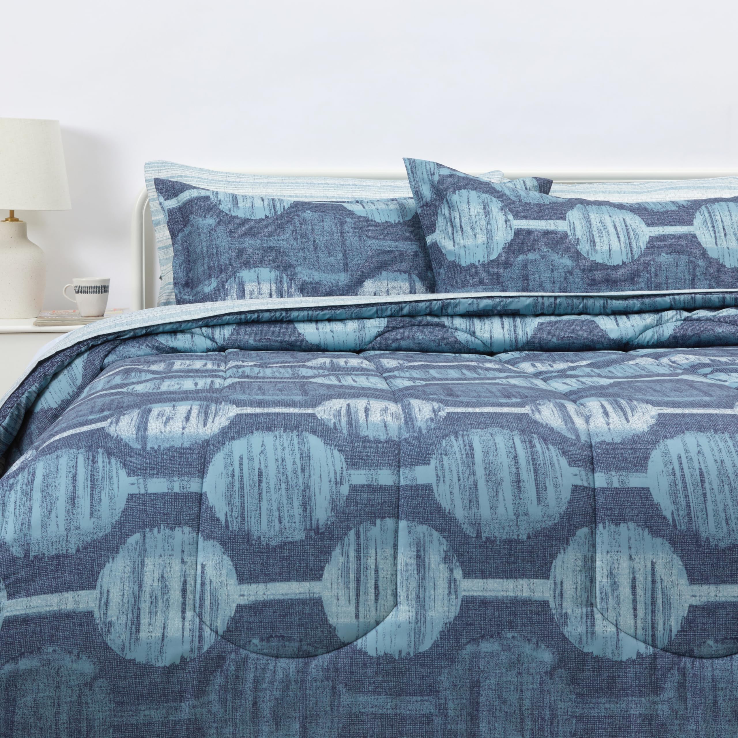 Amazon Basics 7-Piece King Comforter & Sheet Set