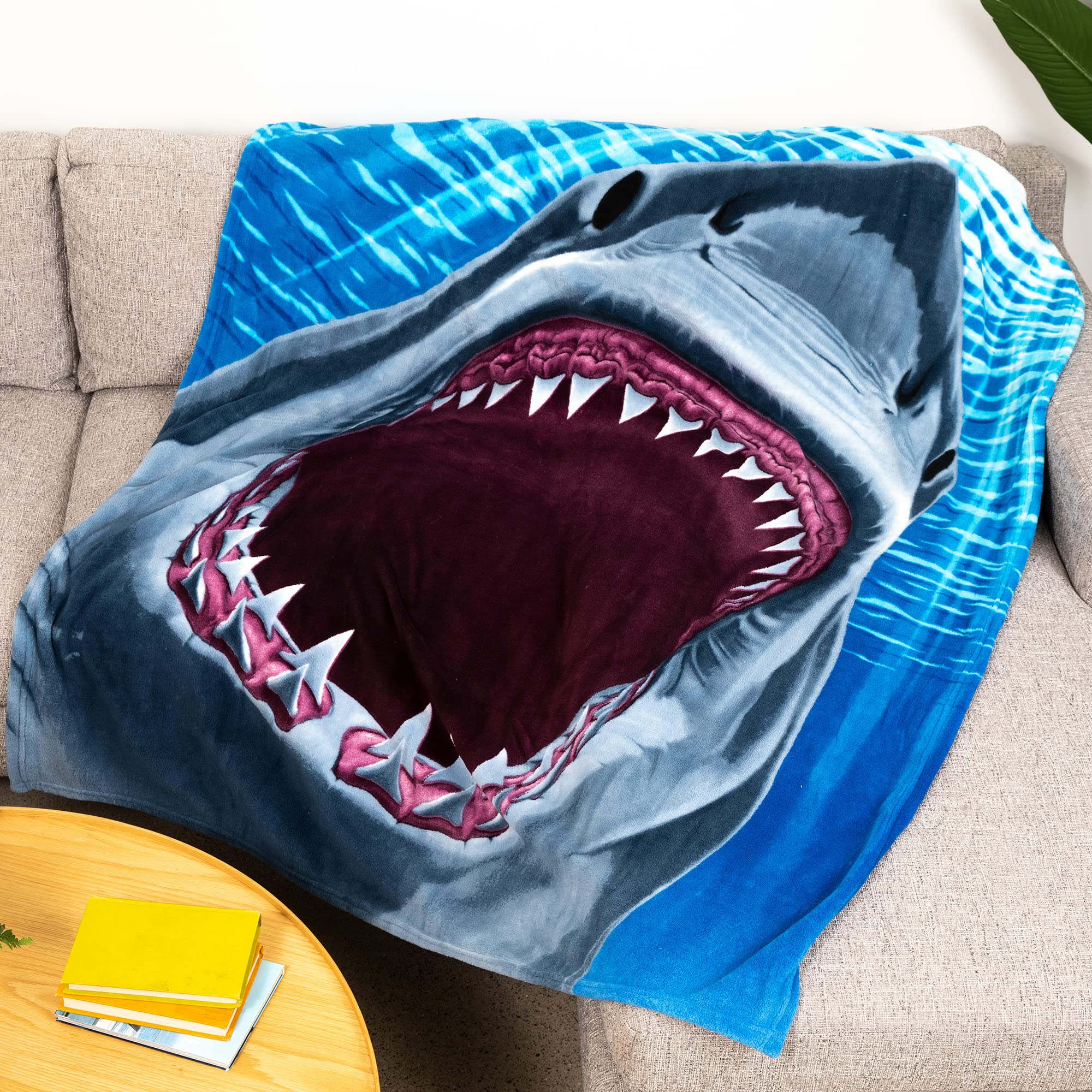 Dawhud Direct Shark Fleece Blanket (King)
