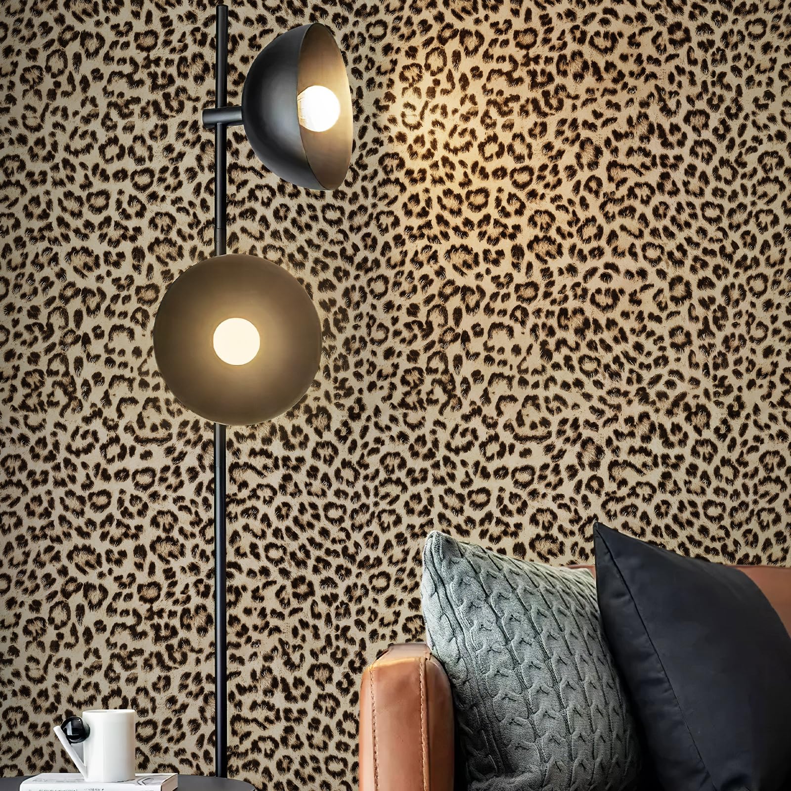 JiffDiff Leopard Print Peel-and-Stick Wallpaper